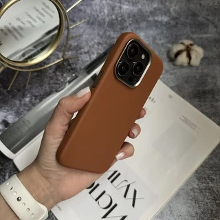 Чохол шкіряний Modern Leather з магнітом MagSafe для iPhone 16 Pro Coffee
