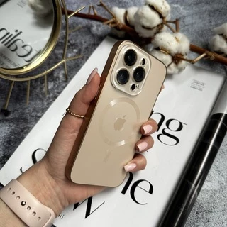 Чохол скляний з матовим обідком і магнітом Titanium Lux MagSafe для iPhone 15 Plus Gold